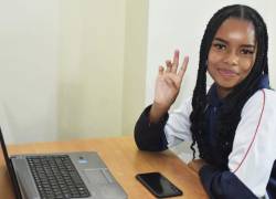 El programa está dirigido a estudiantes, profesionales y ciudadanos en general que deseen mejorar su nivel de inglés.