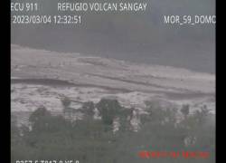 El río Upano está represado a causa del descenso de lahares del volcán Sangay.