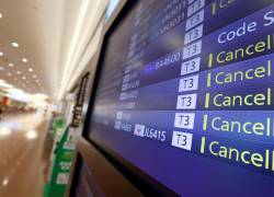Ómicron provoca la cancelación de más de 5.000 vuelos en todo el mundo