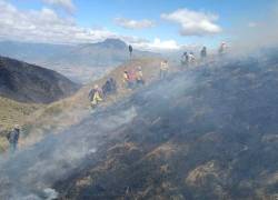 Hasta el momento se desconoce la causa del incendio, que inició a las 16h00 del lunes 10 de agosto.