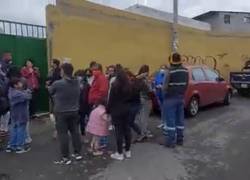 El accidente en el que murió el chico de 15 años ocurrió en un colegio fiscal de la Roldós, en Quito.