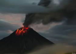 Advierten de posible caída de ceniza volcánica en dos provincias de Ecuador