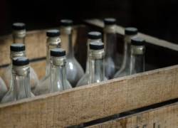 Alerta nacional por aumento de intoxicados con alcohol metílico: estos son los licores que debe evitar consumir
