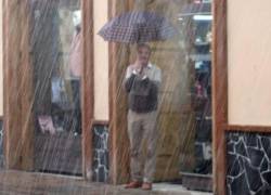 Fotografía tomada en Cuenca durante una fuerte lluvia.