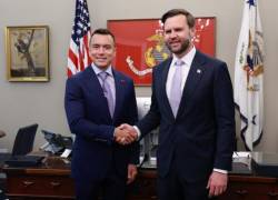 Fotografía del mandatario de Ecuador, Daniel Noboa, reunido con el vicepresidente de Estados Unidos, JD Vance.