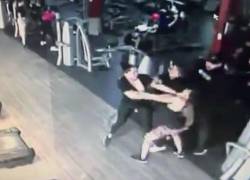 Captura del video viral que registró la pelea.