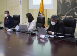 COE Nacional anuncia nuevas medidas: se exigirá carné de vacunación en transporte terrestre