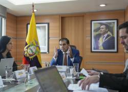 Harold Burbano explica acuerdo que flexibiliza la jornada laboral.