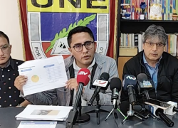 Unión Nacional de Educadores (UNE) dice que el sistema educativo público está en crisis.