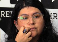 Captura de video de Isidora García, hija de Julio García, en una rueda de prensa este lunes, en Quito