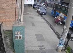 Captura del video registrado por una cámara de seguridad.