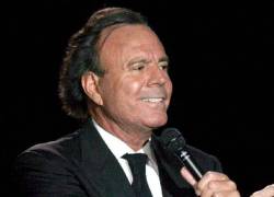 Julio Iglesias fue denunciado por acoso y agresiones sexuales.