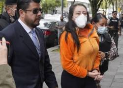 Un Juez de Violencia contra la Mujer en Quito revocó la prisión preventiva ordenada en contra de Joselyn Sánchez por el caso Bernal y en su lugar dispuso la prohibición de salida del país.