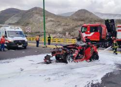 El siniestro de tránsito se registró en el puente de Guayllabamba, al norte de Quito.