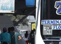 Gremio en Guayaquil asegura que la eliminación del subsidio “golpea la economía del transportista.