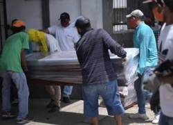 Alerta por informe que revela exceso de muertos en Guayaquil, atribuidos a la COVID-19