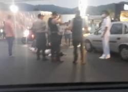 Un accidente de tránsito en la vía a la Costa dejó heridos en la calzada la tarde del domingo.