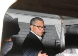 Jorge Glas permanece en la embajada de México en Quito, pues dice que tiene temor por su seguridad.