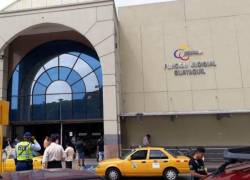 Tras la revocatoria del arresto domiciliario se emitió una alerta de bomba en las oficinas de la Judicatura, en Guayaquil.