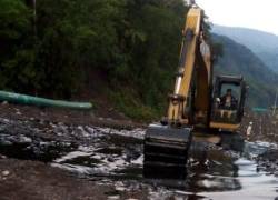 El gobierno de Ecuador ordenó de manera urgente acciones de limpieza y remediación tras un derrame de petróleo ocurrido en una zona de la Amazonía.