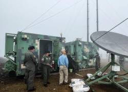 El exministro de Defensa, Luis Hernández, corroboró los daños del radar ubicado en el Cerro Montecristi.