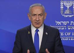 Esta imagen extraída de un video que muestra al primer ministro de Israel, Benjamin Netanyahu, anunciando el lanzamiento de una operación militar contra Iránn.
