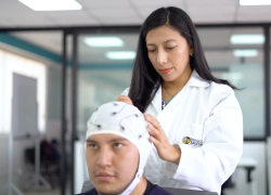 Ana Cecilia Villa Parra, segunda ecuatoriana en obtener el premio 'Mujeres en la Ciencia' de L'Oréal–Unesco