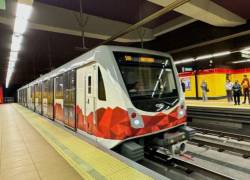 El sistema de transporte Metro de Quito tiene más de dos años de operaciones.