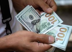 El dólar alcanza su máximo histórico y supera la barrera de los 5.000 pesos en Colombia