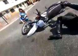 VIDEO: Policía atropella a una mujer durante una persecución antidelincuencial en Guayaquil