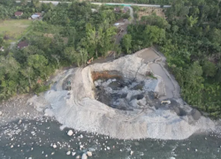 Activiades de minería ilegal en la parroquia de Talag, cantón Tena, provincia de Napo.