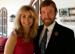 Chuck Norris abandonó la actuación para cuidar a su esposa