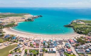 La comuna Ayangue está ubicada al norte de la provincia de Santa Elena.