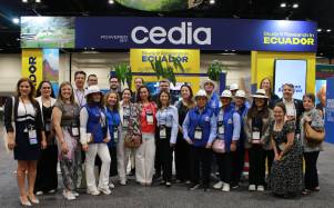 Representantes de 14 instituciones de educación superior estuvieron presentes en el pabellón de Ecuador. CEDIA estuvo a cargo de la coordinación del stand.