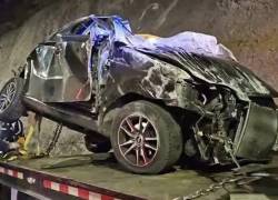 Fotografía que muestra al vehículo siniestrado.