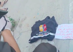La joven caminaba con dos niños cuando fue atacada por sicarios.