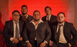 Integrantes de La Banda Brava, posando en su nuevo sencillo 'Salado'.