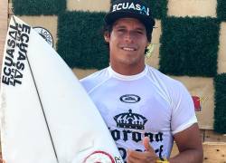 Un surfista ecuatoriano muere en un hotel de playa de El Salvador, reporta la Policía.