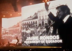 The Strokes proyectó imagen de Jaime Roldós.