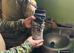 Militares hallaron un celular escondido en el zapato de un reo en la cárcel El Rodeo.