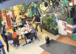 Robo en restaurante de Quito.