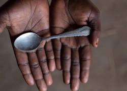 Según el Programa Mundial de Alimentación, ahora hay más de 45 millones de personas que se encaminan hacia el borde de la inanición.
