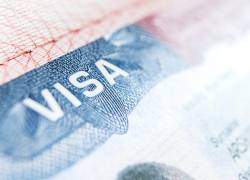 Las visas de no inmigrante para viajar a Estados Unidos siguen vigentes y no están incluidas en las recientes suspensiones migratorias.