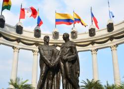 Ecuador celebra un feriado nacional por la Independencia de Guayaquil en octubre.