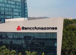 Banco Amazonas celebra 50 años ofreciendo un servicio de calidad en el país.