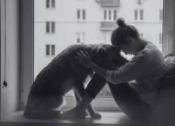 Por primera vez en España, jueza dicta sentencia de violencia vicaria por matar el perro de su expareja