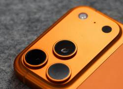 Imagen del iPhone 17 Pro Max, se espera que las cámaras del 18 Pro Max sean muhcos mas grandes.
