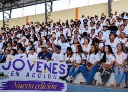 Participantes de Jóvenes en Acción, en la ciudad de Esmeraldas.