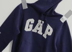 Gap celebra los 30 años del Arch Logo Hoodie con el primer Gap Hoodie Day en más de 20 países.