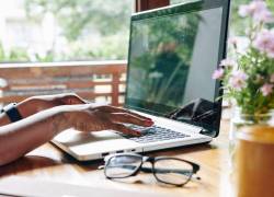 Existen plataformas que ayudan a buscar trabajo remoto.